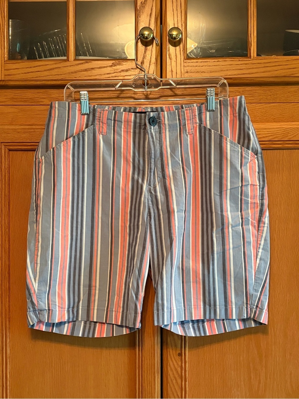 Lee regular fit mid rise Men's Striped Shorts - Blue & Coral size 14